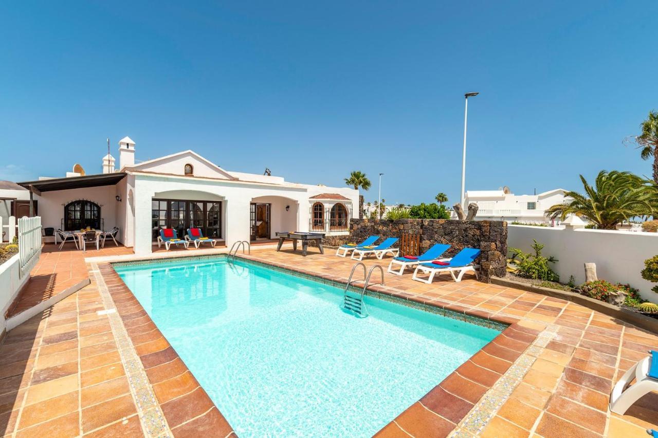 Villa Nikki By Villa Plus Пуерто дел Кармен Екстериор снимка